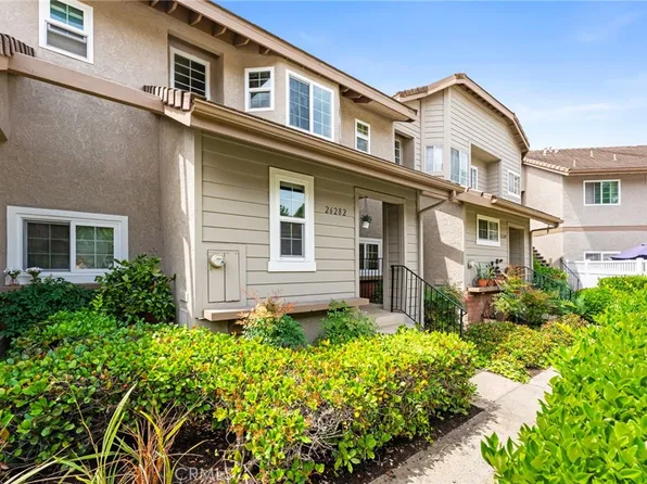 26282 Hanover Ln, Laguna Hills, CA 92653