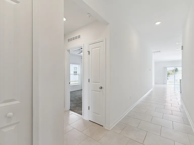 3921 Willowbrook Dr — Photo 5