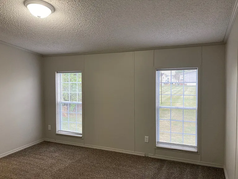 Westbridge Manor — Photo 82