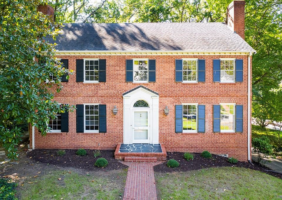 1st image of 311 Hawthorne Dr