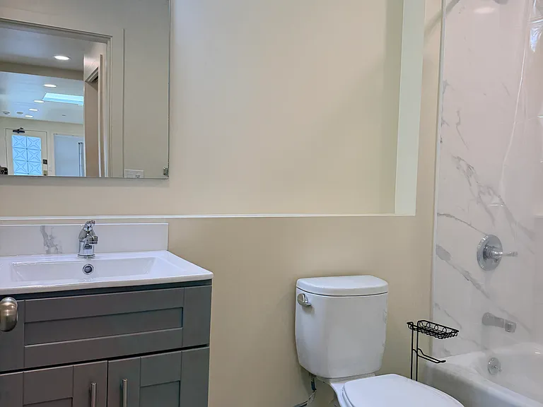 1321 Pine St — Photo 7