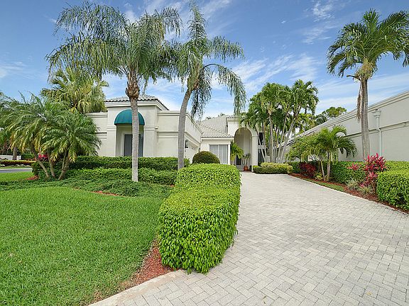 Home For Sale In Broken Sound Country Club