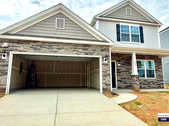 4th image of 123 Pecan Grove Ln