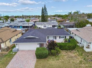 7025 Sonata Dr, Port Richey, FL 34668