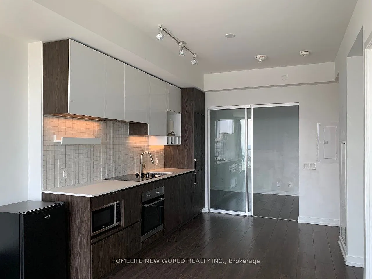 2 bed, $2,200 — Photo 4