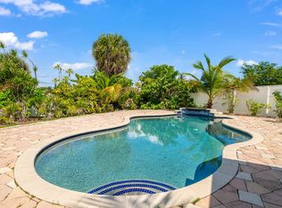 2298 NE 4th Avenue, Boca Raton, FL 33486