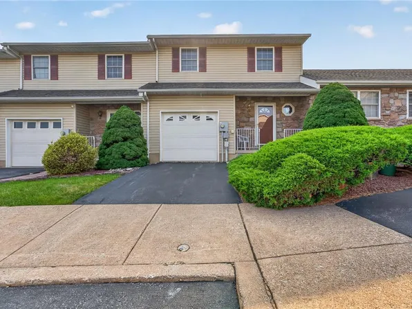 5 Monmouth Ct, Easton, PA 18040