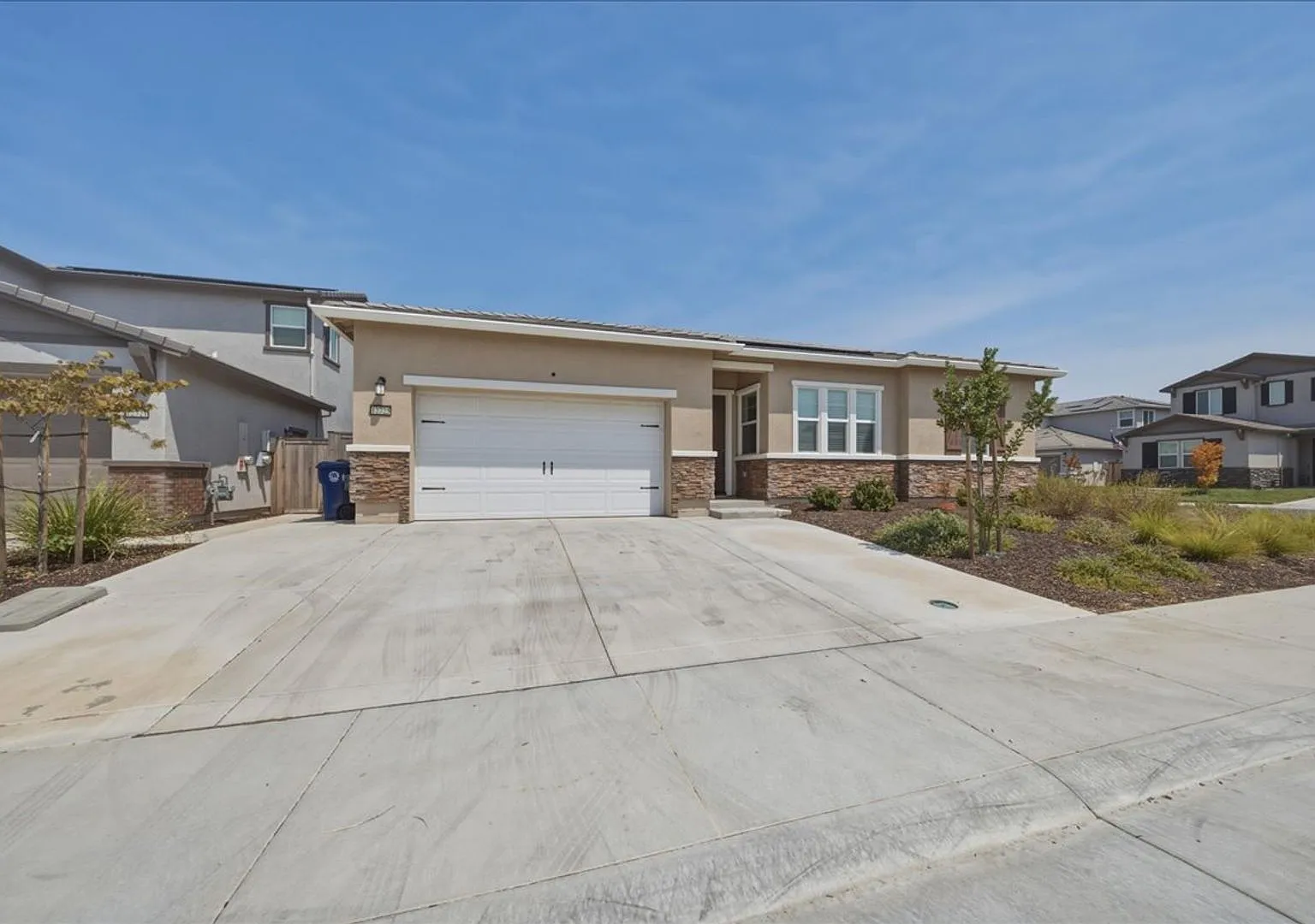 12725 Parakeet Way — Photo 2