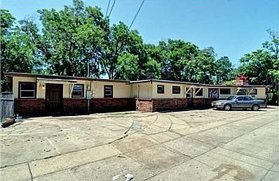 2nd image of 1307 Curtis Ct
