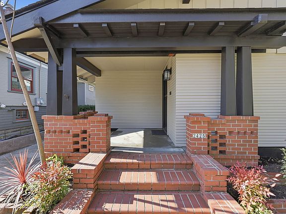 3rd image of 2425 NE 40th Ave