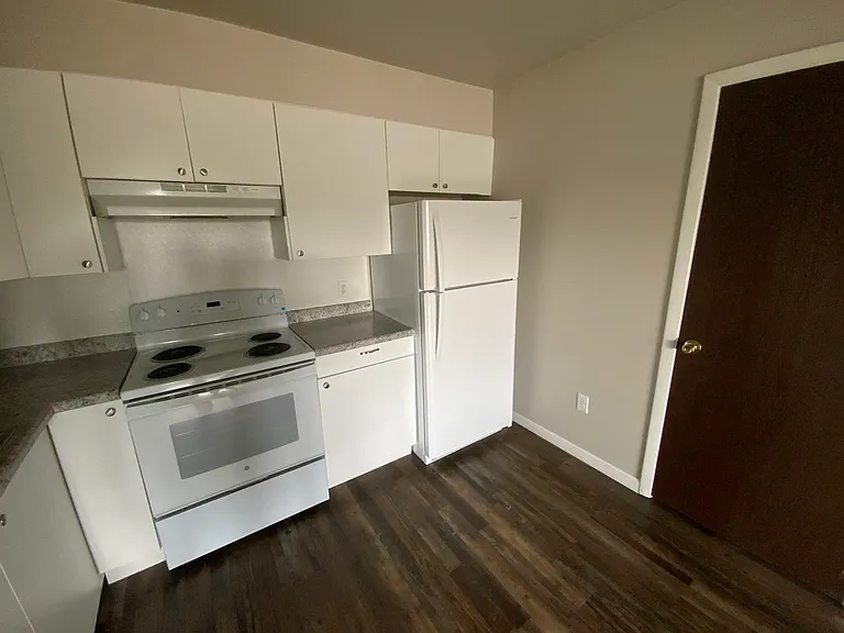 1108 Cambridge Ct #10 — Photo 3