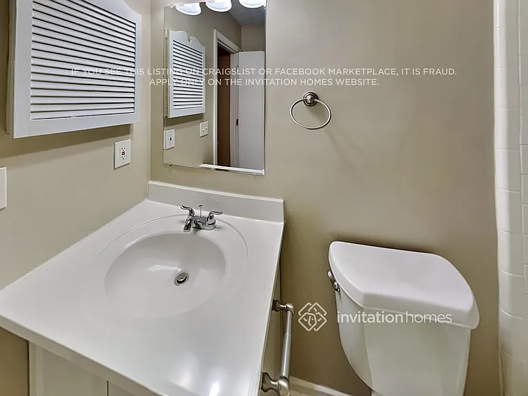 880 Highland Ter NE — Photo 17