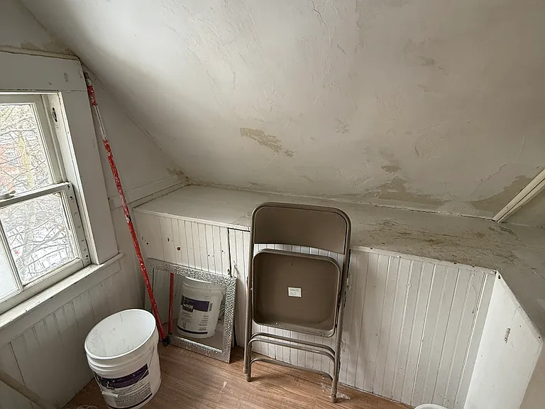 64 Irion St #3 — Photo 8