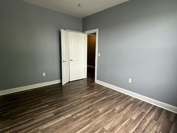 2nd image of 731 Avenue A APT 8