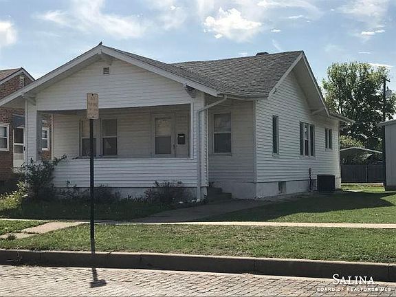 2nd image of 319 N Lincoln Ave