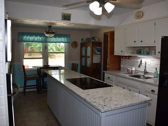 3rd image of 1950 Allison Park Dr