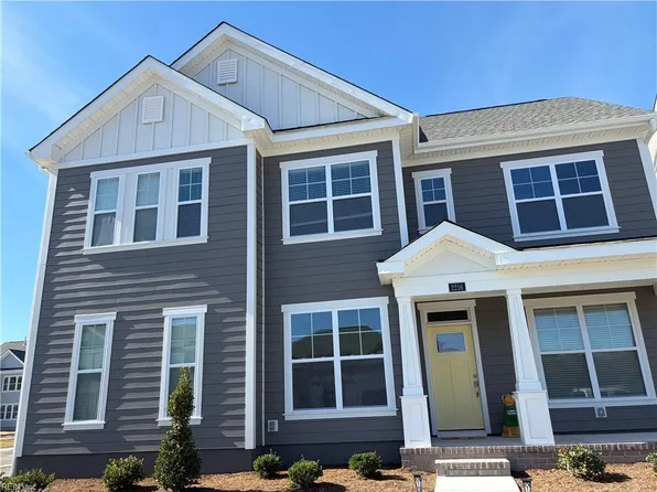 2216 Captiva Ln, Chesapeake, VA 23321