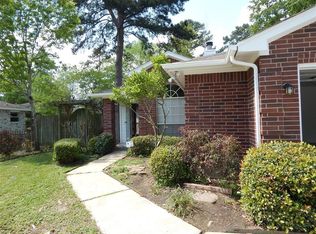 435 Paradise Ln, Montgomery, TX 77356