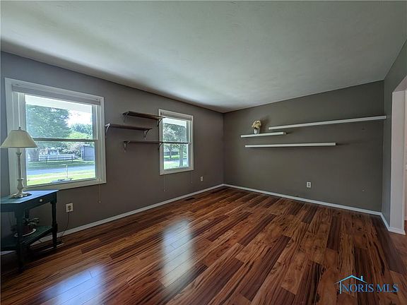4th image of 1768 Cambridge Park E