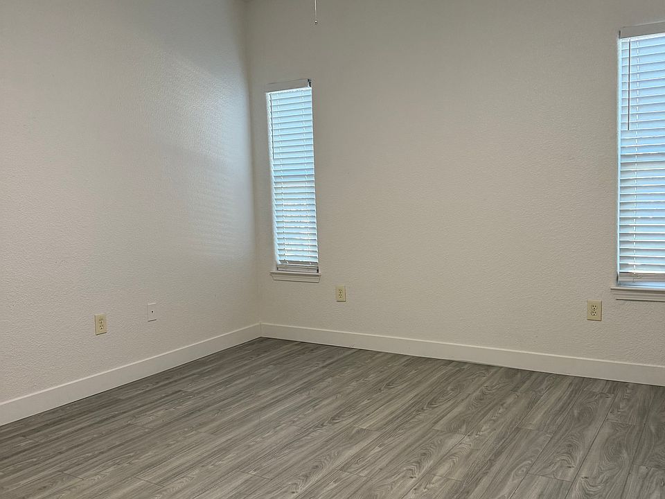 1st image of 8434 Walerga Rd APT 222