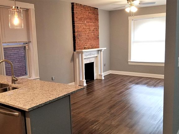4th image of 3840 Shenandoah Ave #1
