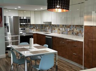 411 NW 82nd Ave APT 1006, Miami, FL 33126