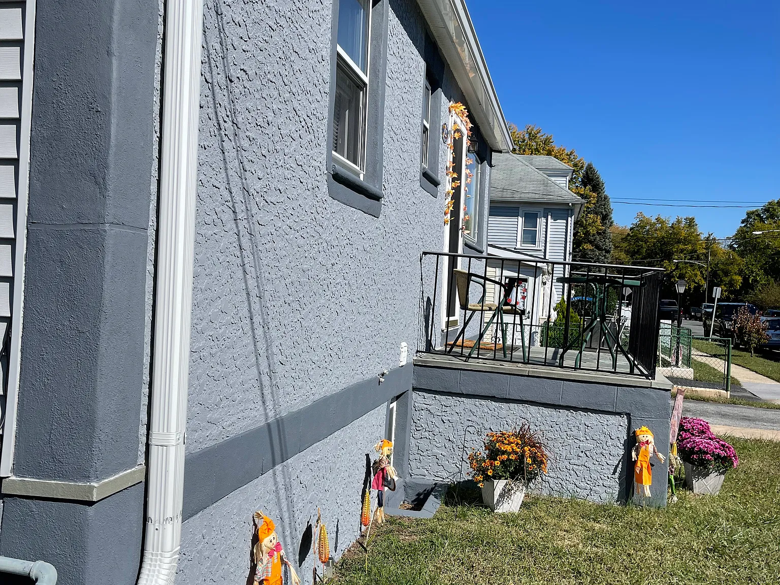 3 bed, 962 sqft, $2,150 — Photo 2