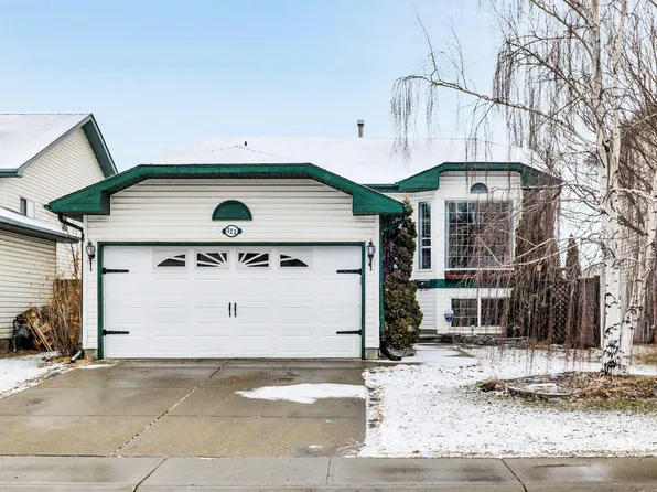322 Wild Rose Way NW, Edmonton, AB T6T 1M7