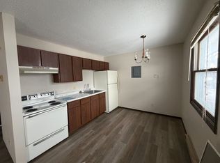 928 1st Ave #2, Chippewa Falls, WI 54729