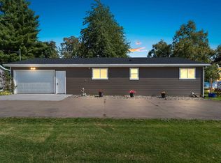 W6009 Lake Dr, Shawano, WI 54166