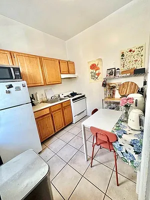 Rented by DALLAL | media 17