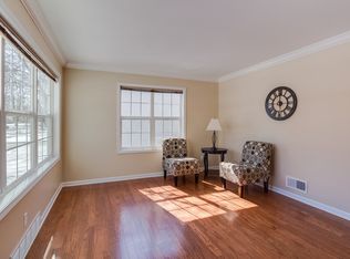 17850 Escanaba Ave, Lansing, IL 60438