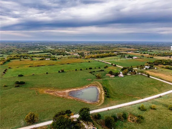 311th Switzer Rd, Louisburg, KS 66053