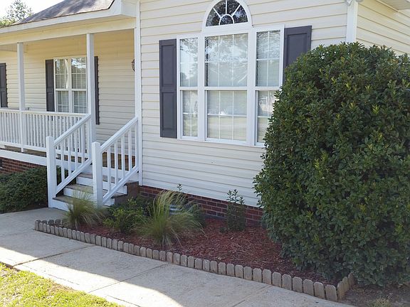 Front Walkway - Landscape
