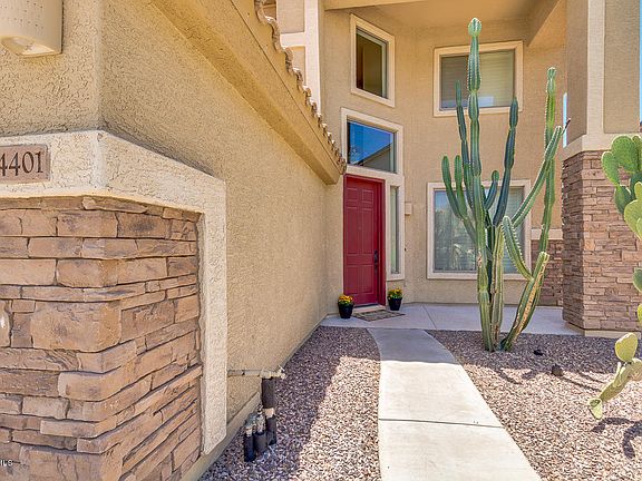 4th image of 44401 W Yucca Ln