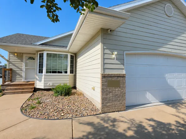 7308 W 51st St, Sioux Falls, SD 57106