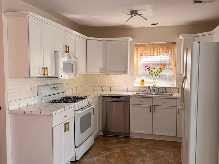 595 Cawley Dr #2C — Photo 15