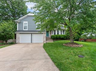 2433 W Post Oak Rd, Olathe, KS 66061