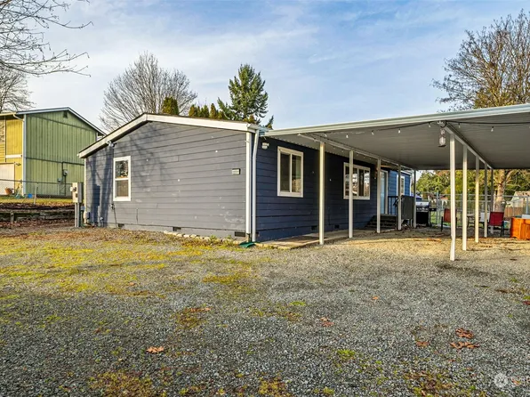 22231 Cedarview Drive E, Bonney Lake, WA 98391