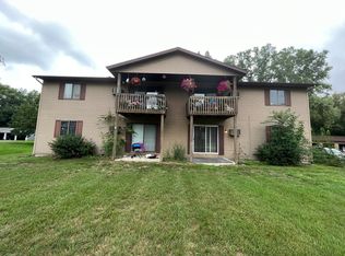 15527 Clovernook Dr #A, Grand Haven, MI 49417
