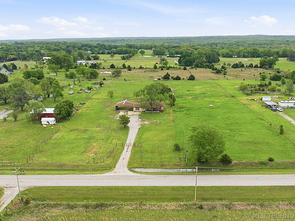 2nd image of 20241 Slick Rd
