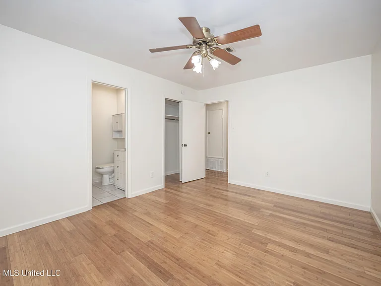 1213 King Henry Dr — Photo 39