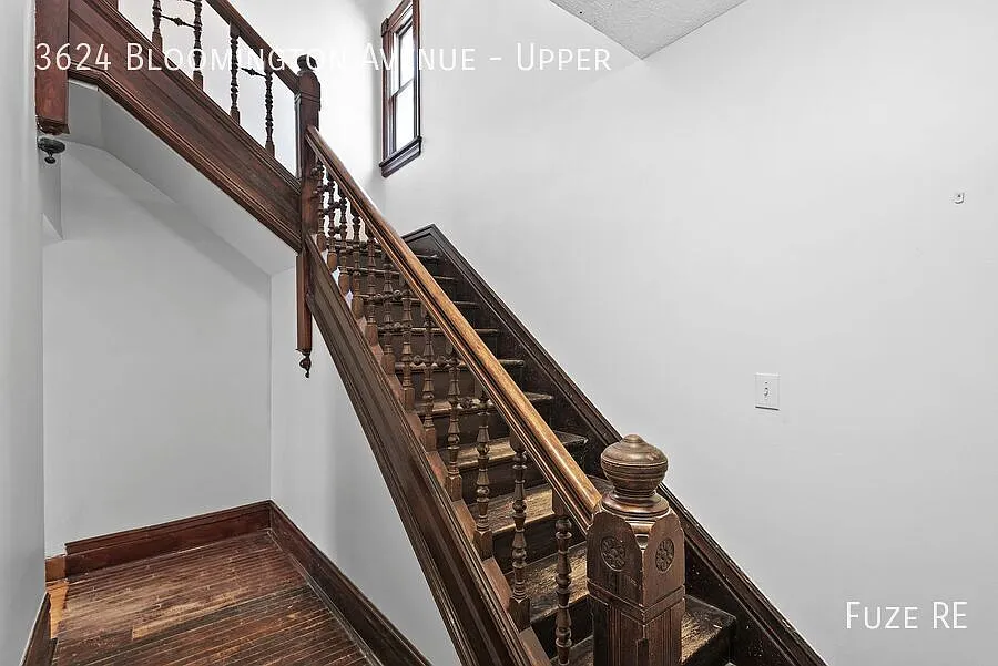 Building Photo - 3624 Bloomington Ave #UPPER