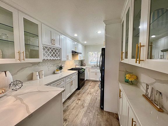 5th image of 10060 Firwood Dr