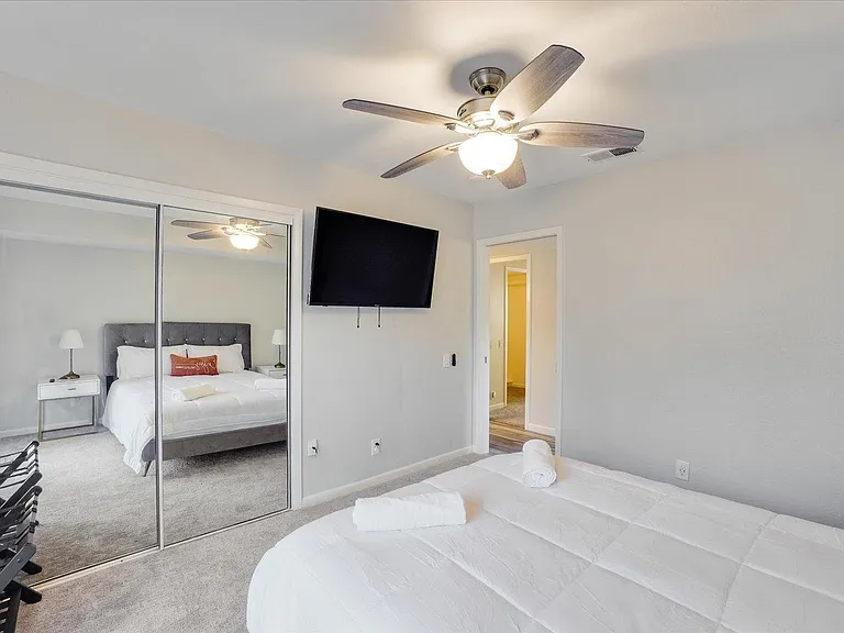 612 W Northgate Dr #612 — Photo 12