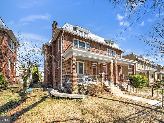 2nd image of 513 Nicholson St NW