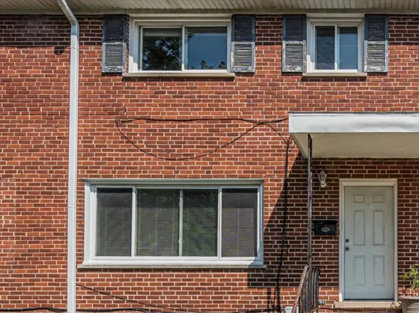 937 W North Ave APT C, Villa Park, IL 60181