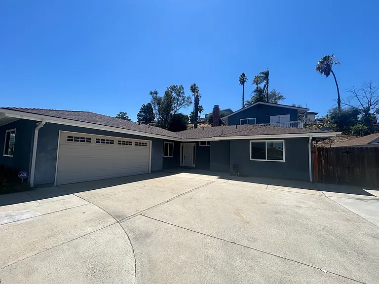 1823 Kenora Dr — Photo 2