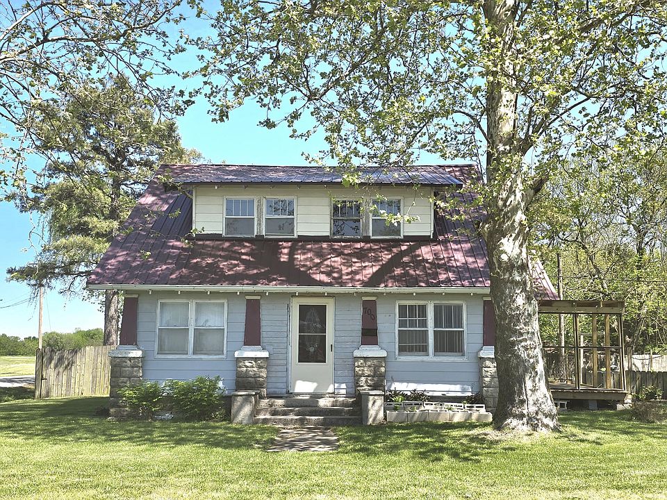 1st image of 700 Spruce Street