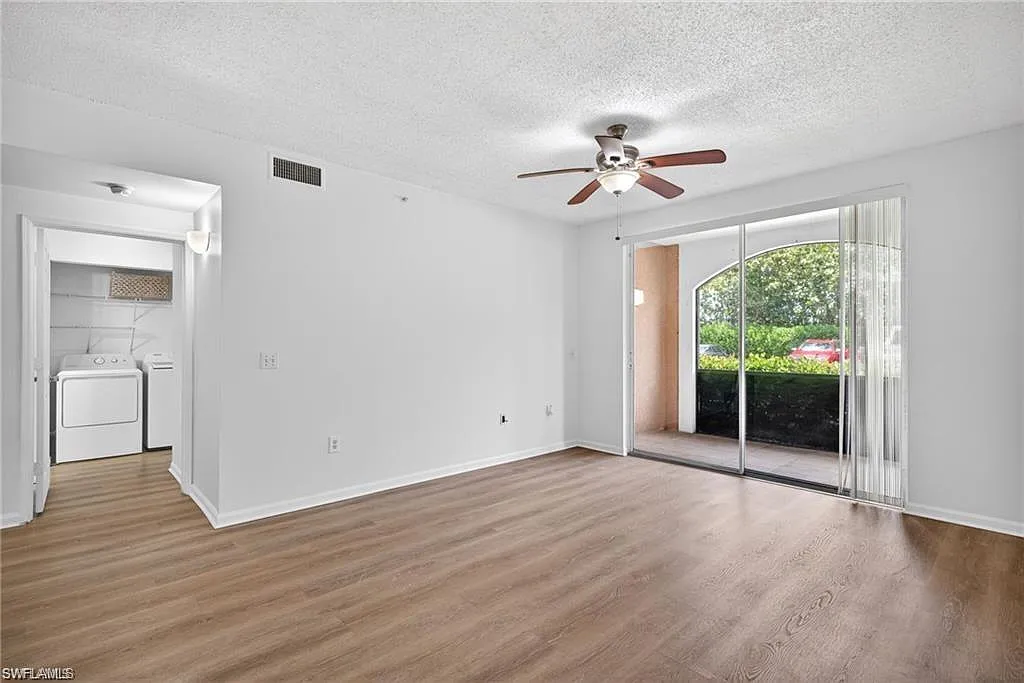 1200 Reserve Way — Photo 3